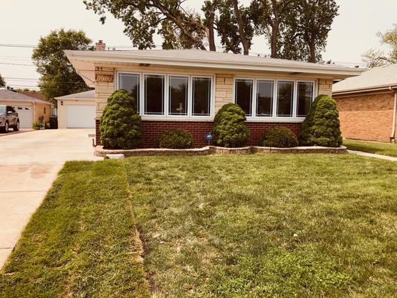 6960 N Crawford Ave., Lincolnwood, IL 60712