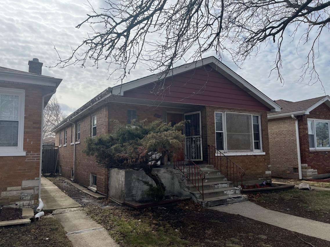 33 E 121st St., Chicago, IL 60628