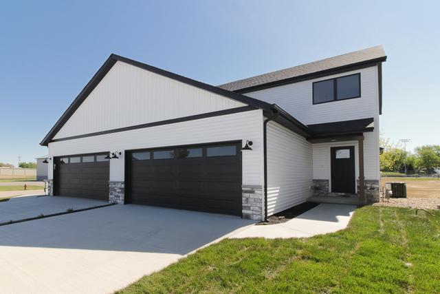 427 Jenny Ln. #A, Heyworth, IL 61745