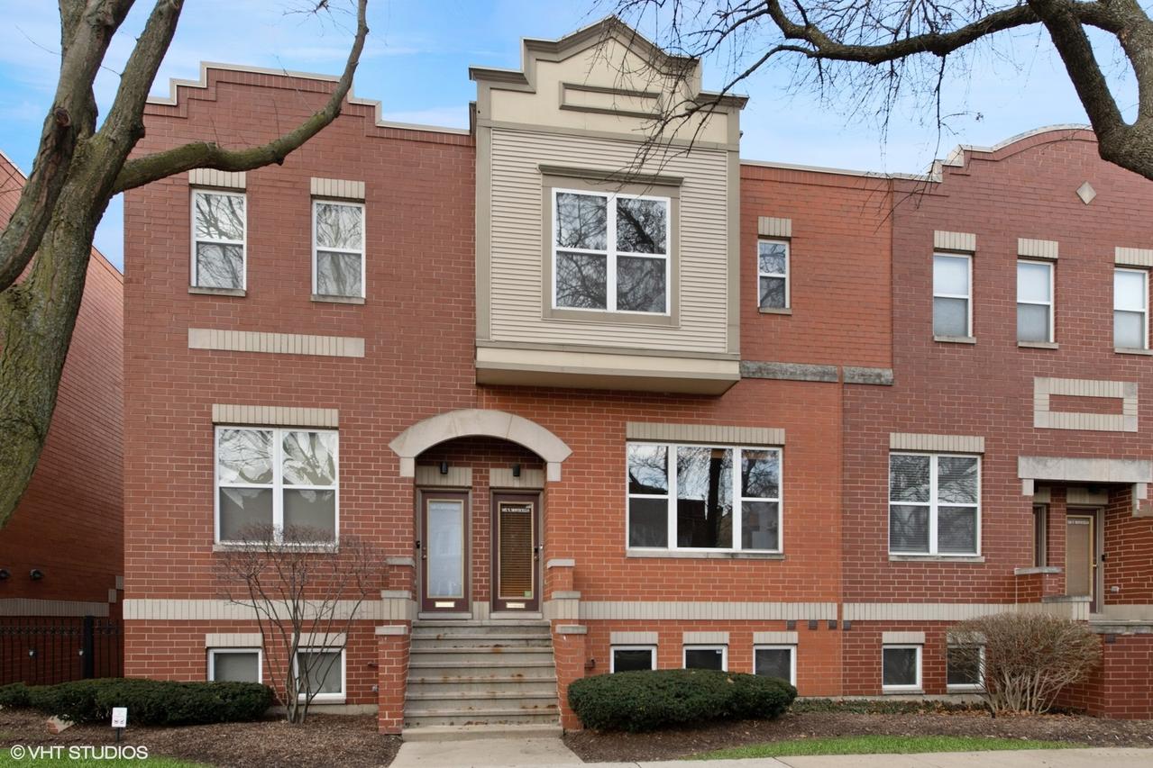 3452 N Monticello Ave., Chicago, IL 60618