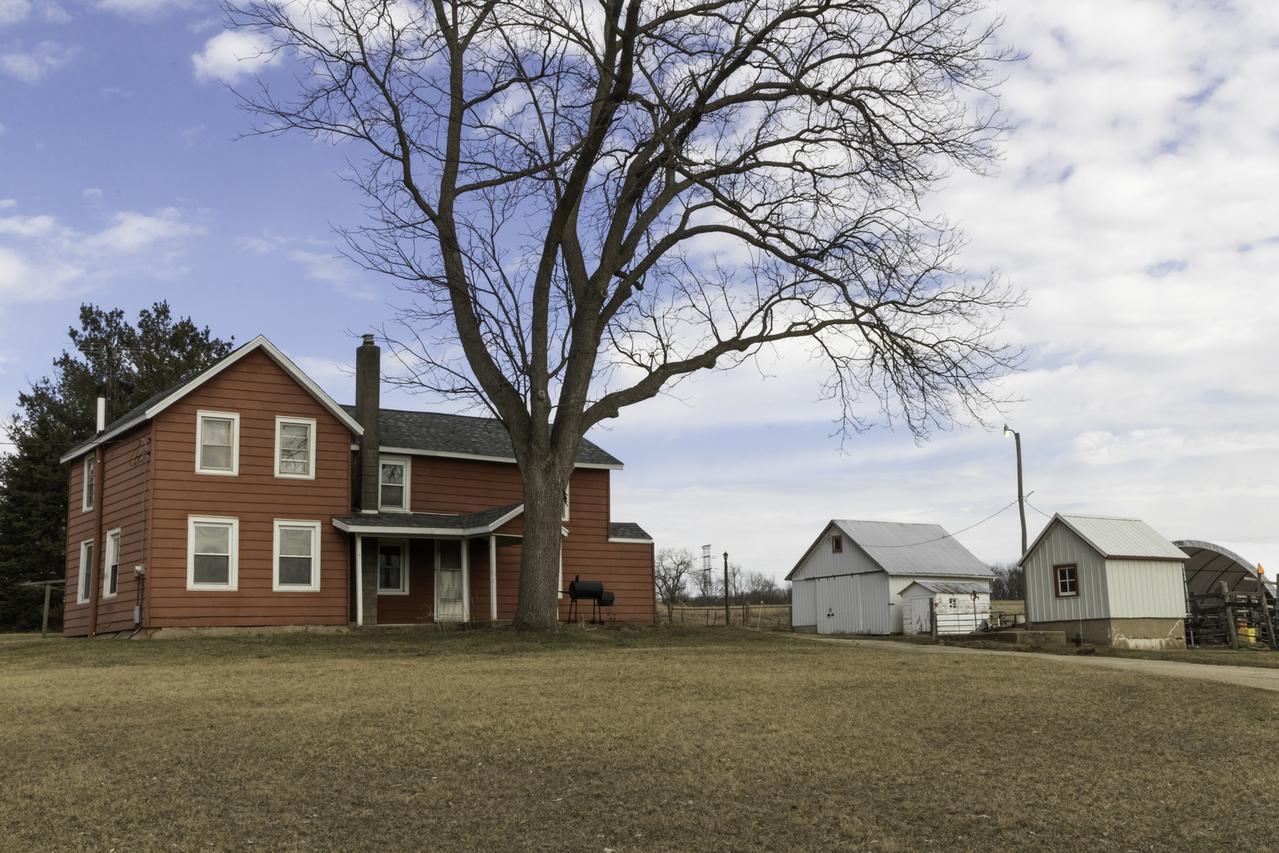 1260 E Old Wagon Rd., Oregon, IL 61061