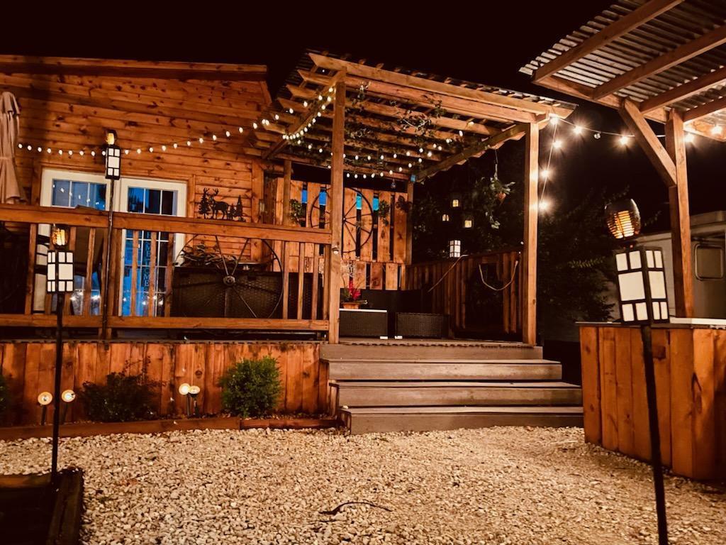 10/90 Woodhaven Dr., Sublette, IL 61367