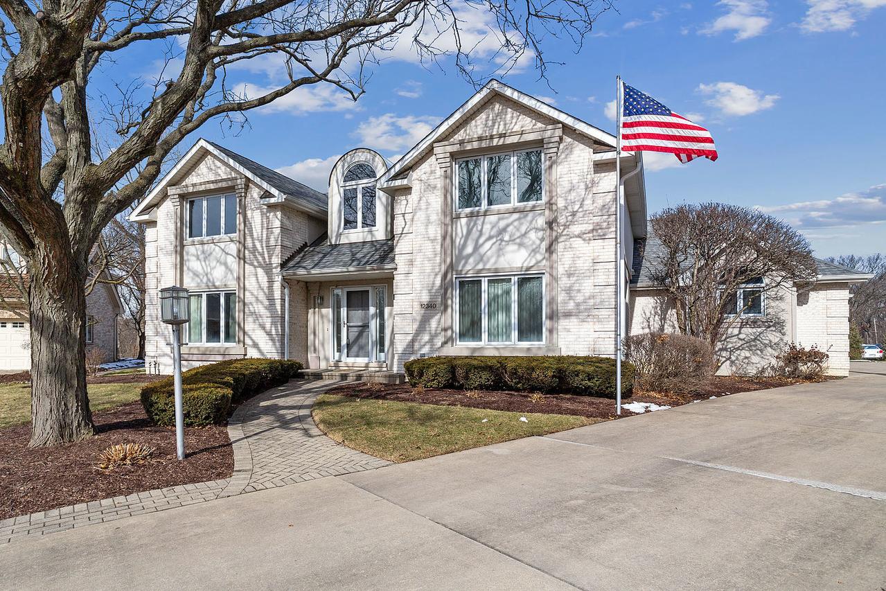 12340 S Nashville Ave., Palos Heights, IL 60463