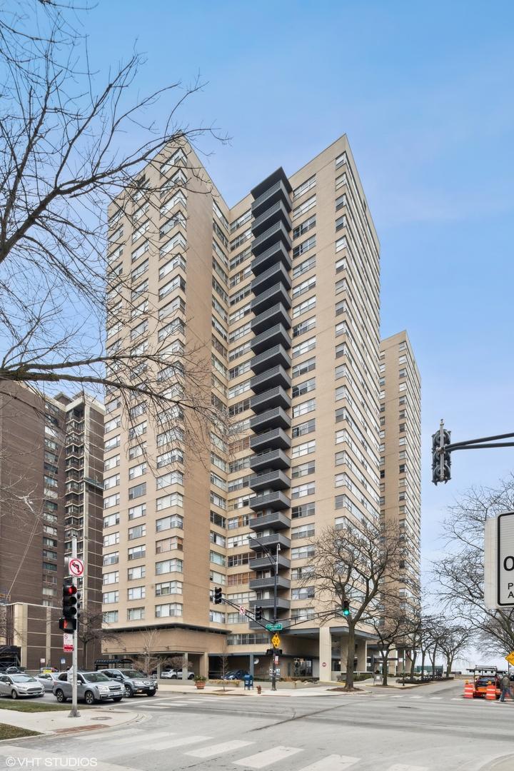 6301 N Sheridan Rd. #6B, Chicago, IL 60660