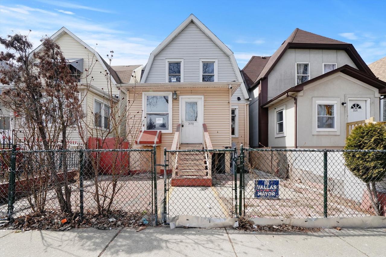 3522 S Mozart St., Chicago, IL 60632