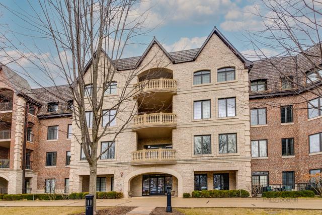 1800 Amberley Ct. #308, Lake Forest, IL 60045
