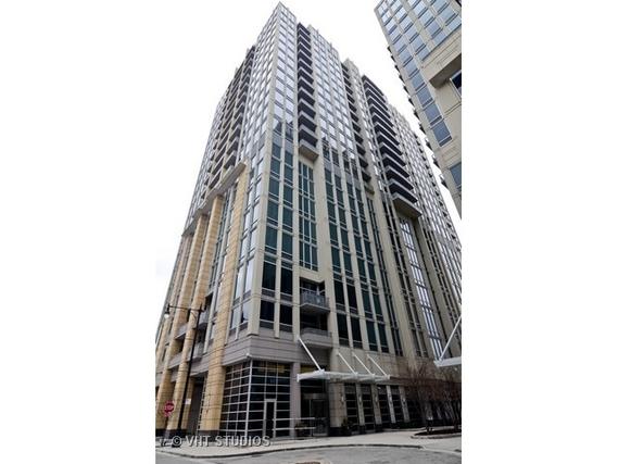 700 N Larrabee St. #1715, Chicago, IL 60654