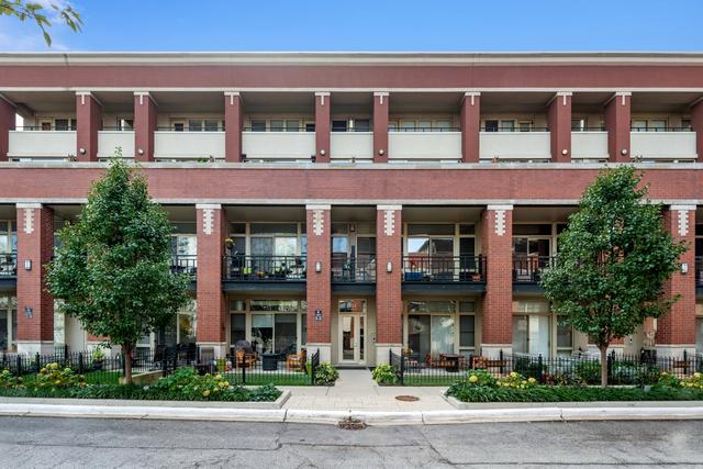 324 N Jefferson St. #304, Chicago, IL 60661