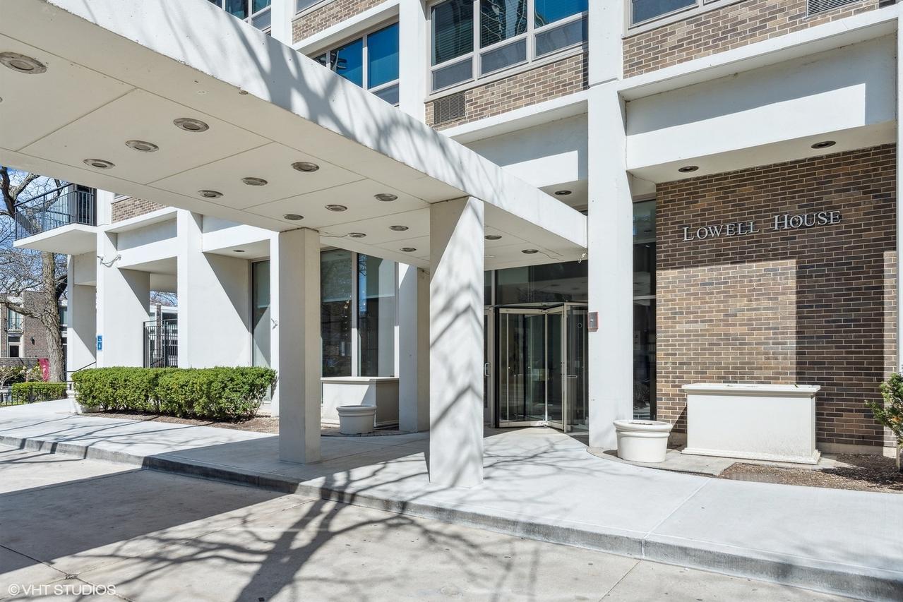 88 W Schiller St. #2905L, Chicago, IL 60610