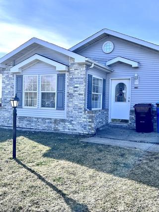 2220 Astor St., Sauk Village, IL 60411