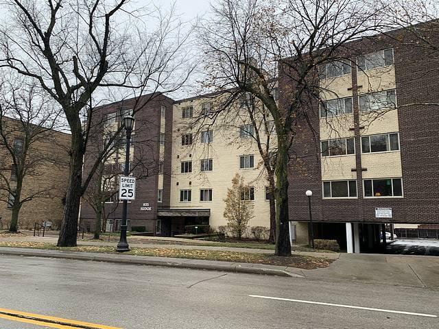 835 Ridge Ave. #301, Evanston, IL 60202