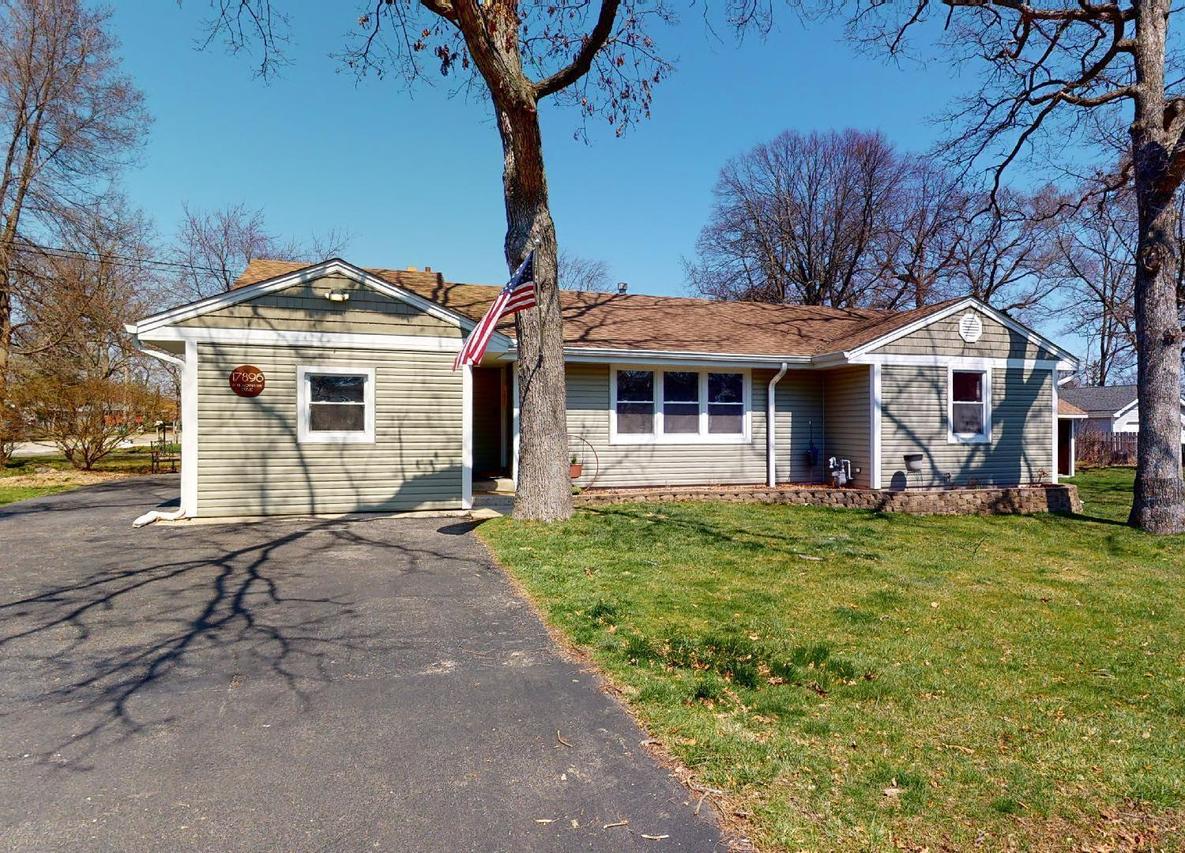 17896 W Blackhawk Dr., Grayslake, IL 60030