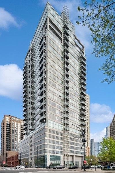 653 N Kingsbury St. #1905, Chicago, IL 60654