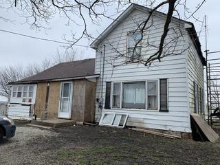 28233 N 300 East Rd., Ancona, IL 61311