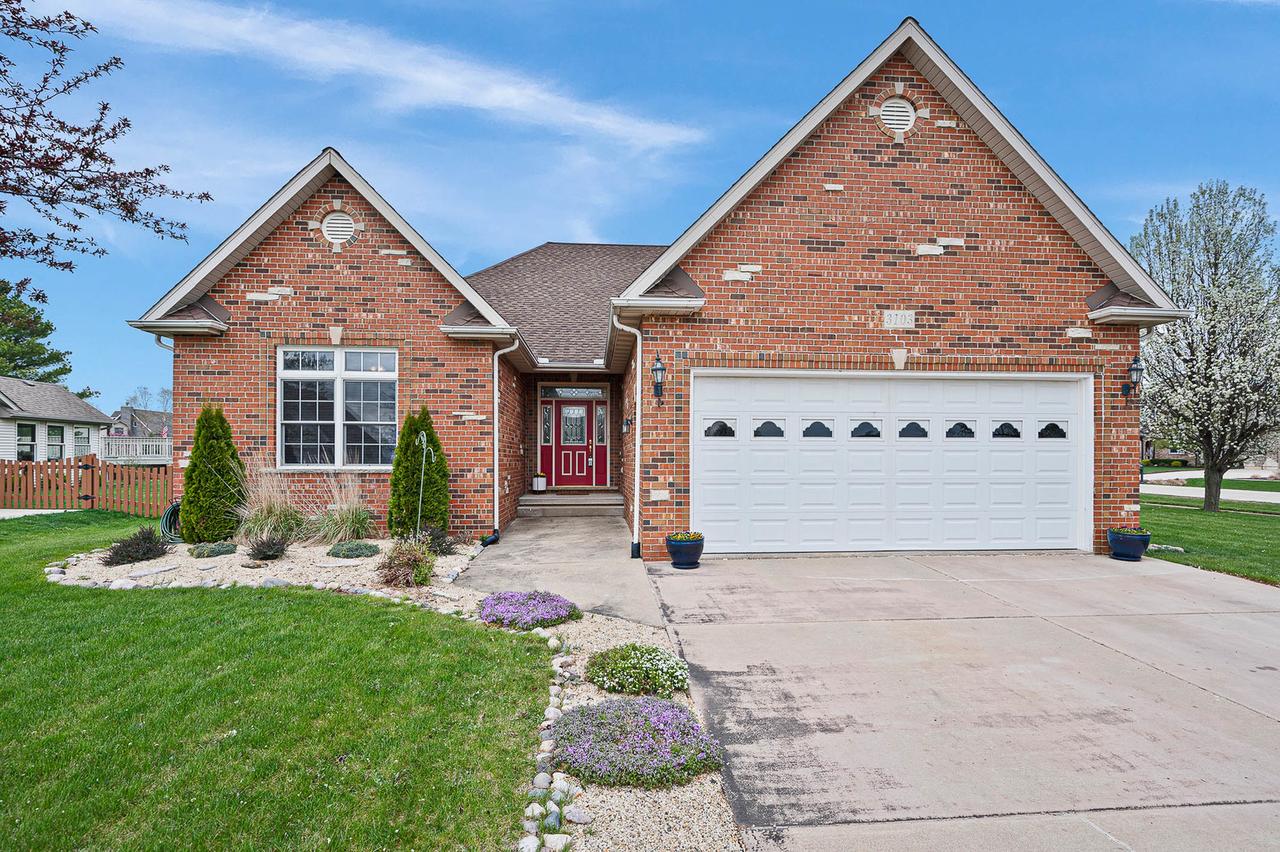 3103 Ernest Dr., Sandwich, IL 60548