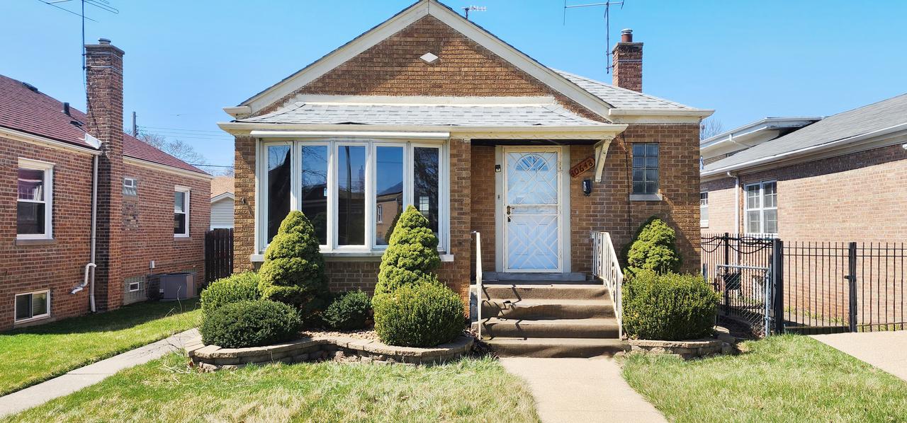 10648 S Green St., Chicago, IL 60643