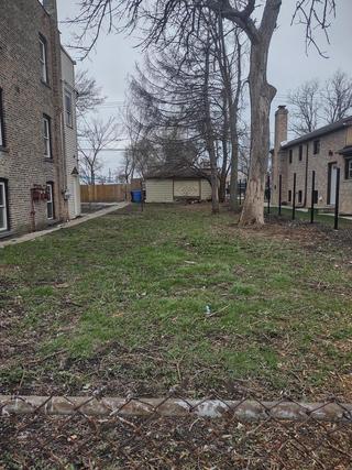 4348 W Thomas St., Chicago, IL 60651