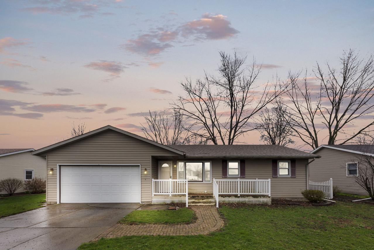 238 Mohawk Dr., Bourbonnais, IL 60914
