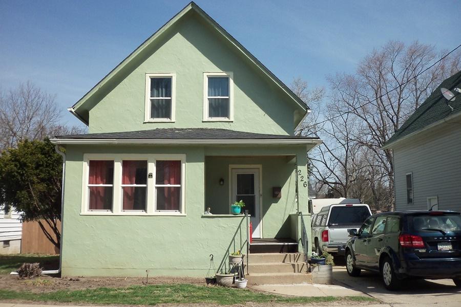 226 W Cleveland St., Freeport, IL 61032