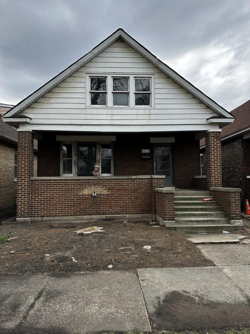 10716 S Avenue F, Chicago, IL 60617