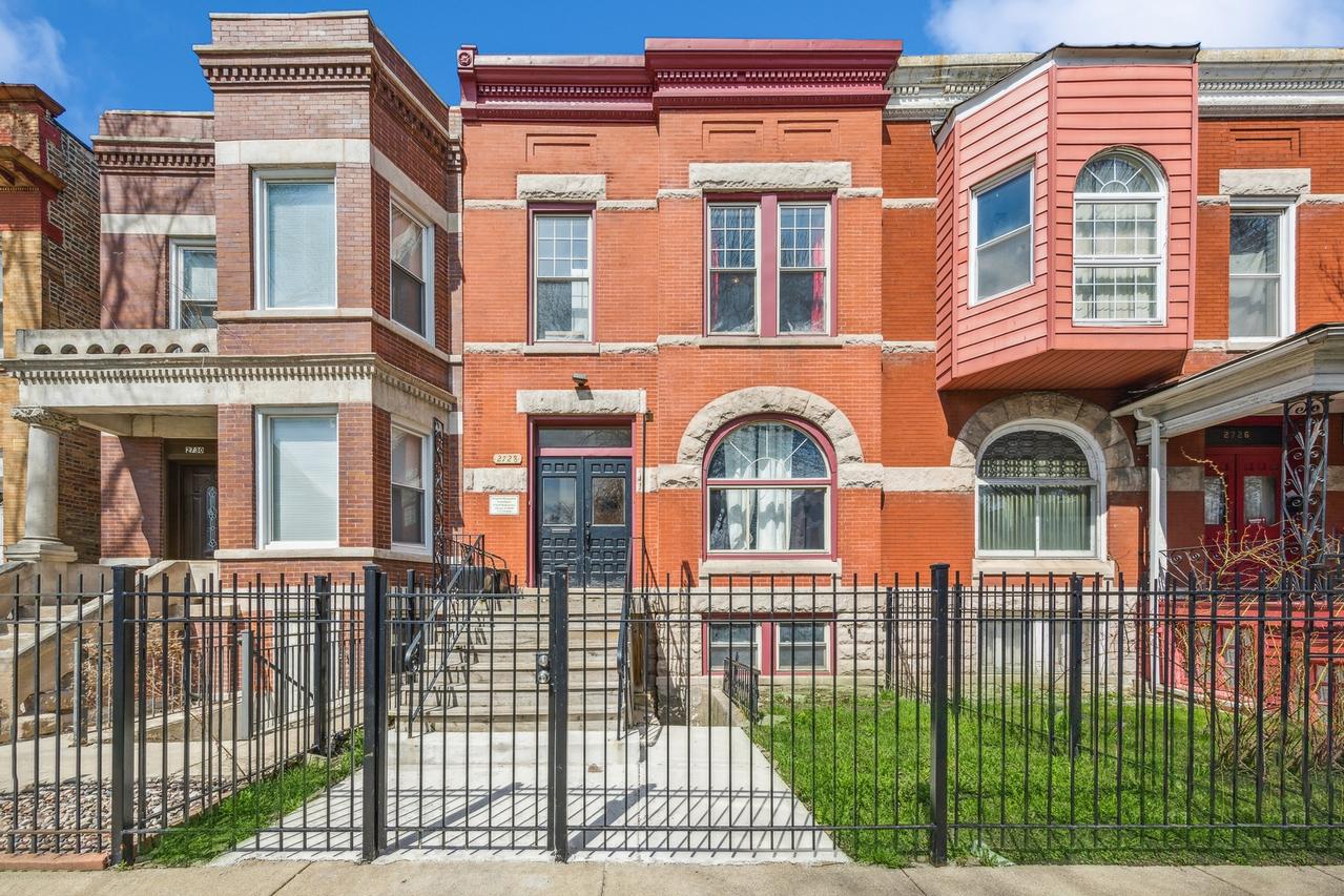 2728 W Wilcox St., Chicago, IL 60612