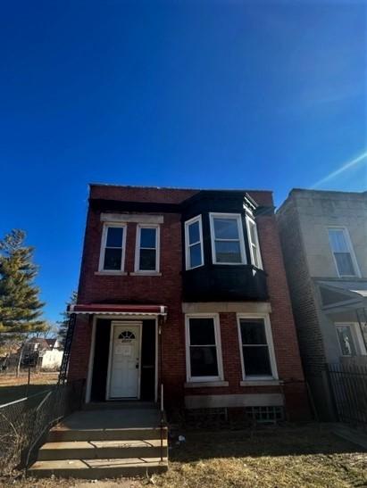 6017 S Throop St., Chicago, IL 60636