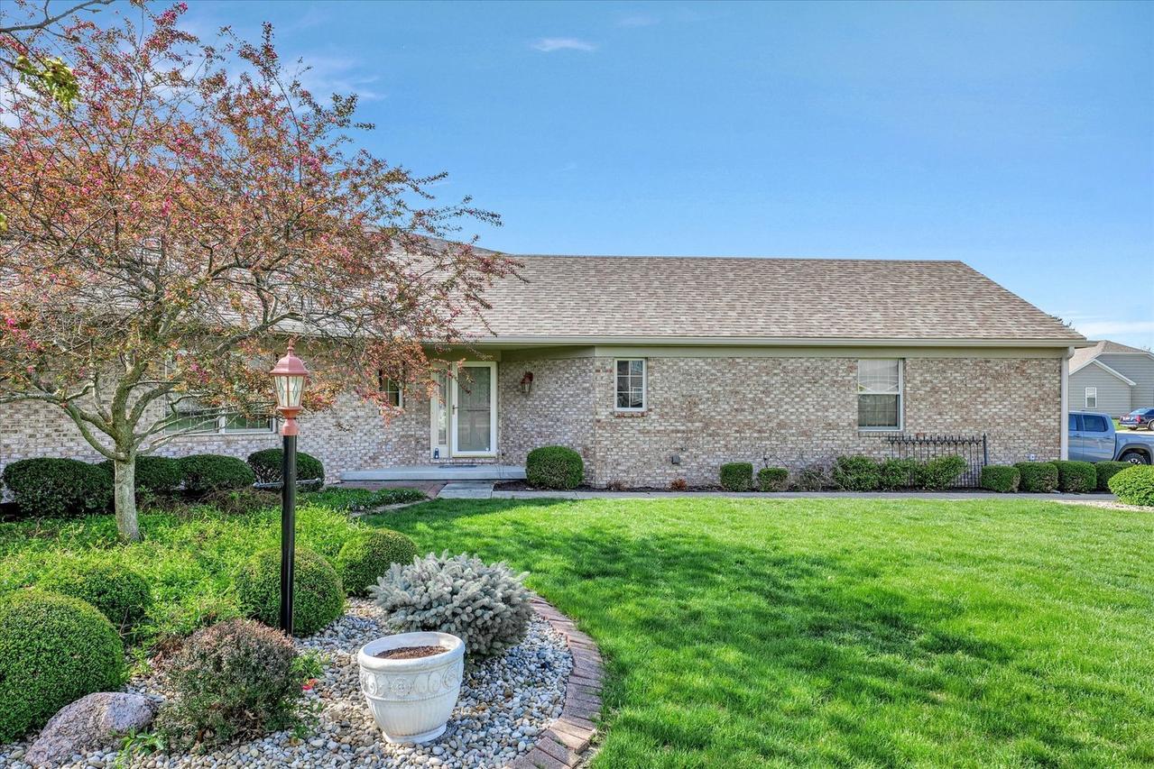 2302 S Myra Ridge Dr., Urbana, IL 61802