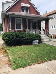 8626 S Kingston Ave., Chicago, IL 60617