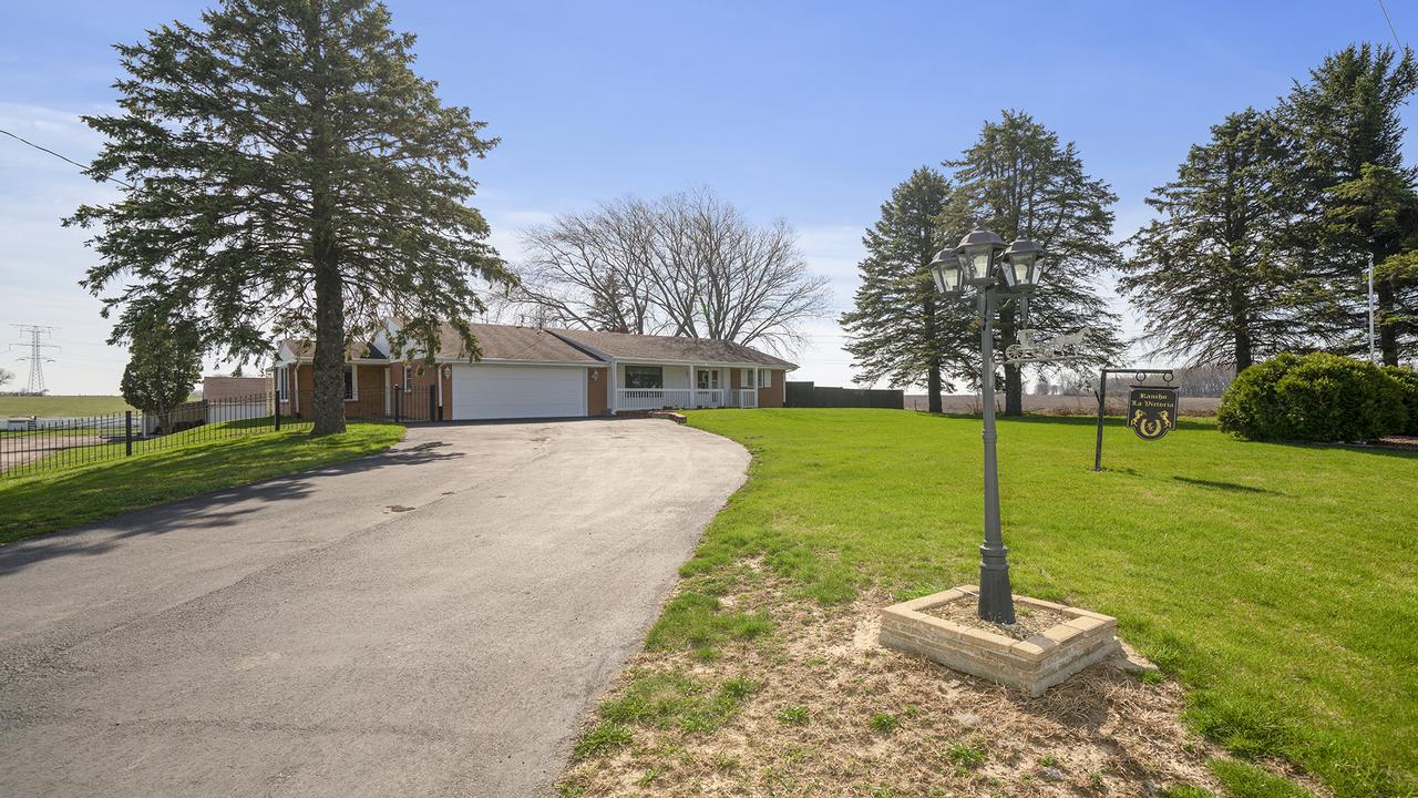 7492 S Mulford Rd., Cherry Valley, IL 61016