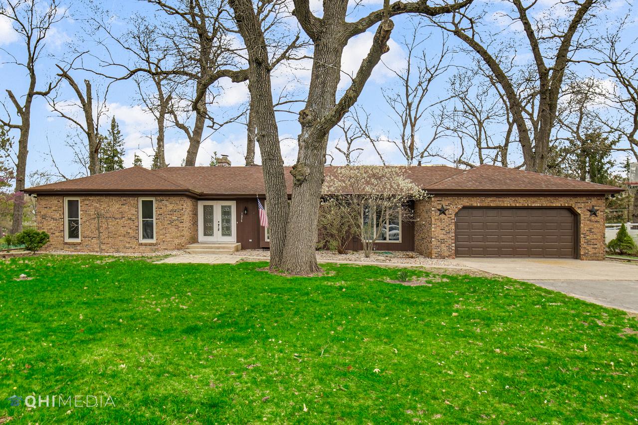 1856 S Hieland Rd., St. Anne, IL 60964