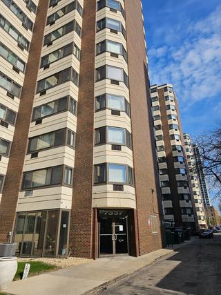 7337 S South Shore Drive Dr. #1126, Chicago, IL 60649