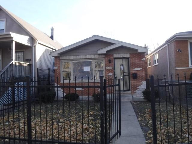 9255 S Calumet Ave., Chicago, IL 60619