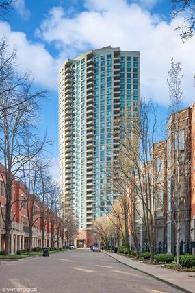 501 N Clinton St. #2802, Chicago, IL 60654