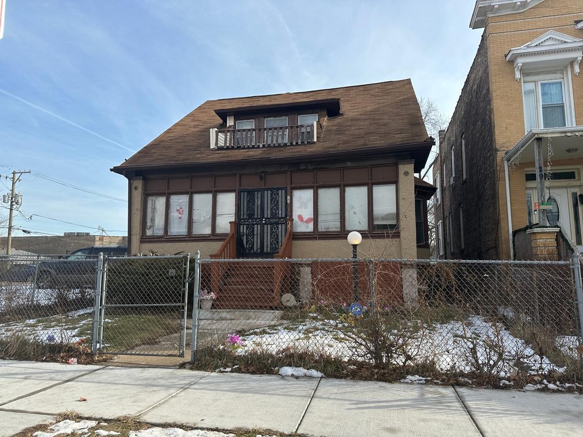 25 S Parkside Ave., Chicago, IL 60644