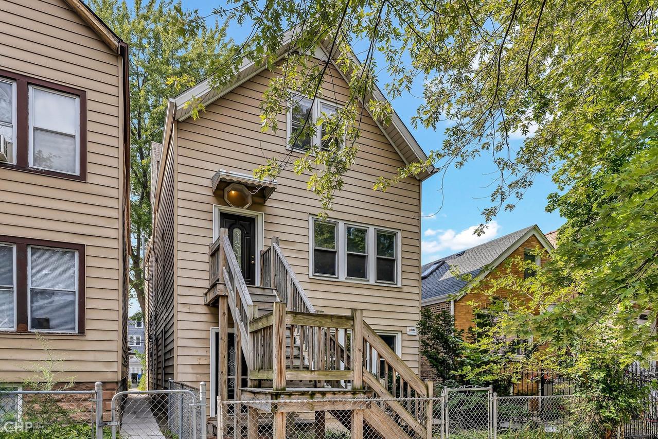 2980 N Ridgeway Ave., Chicago, IL 60618