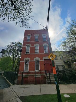 1410 N Elk Grove Ave., Chicago, IL 60622