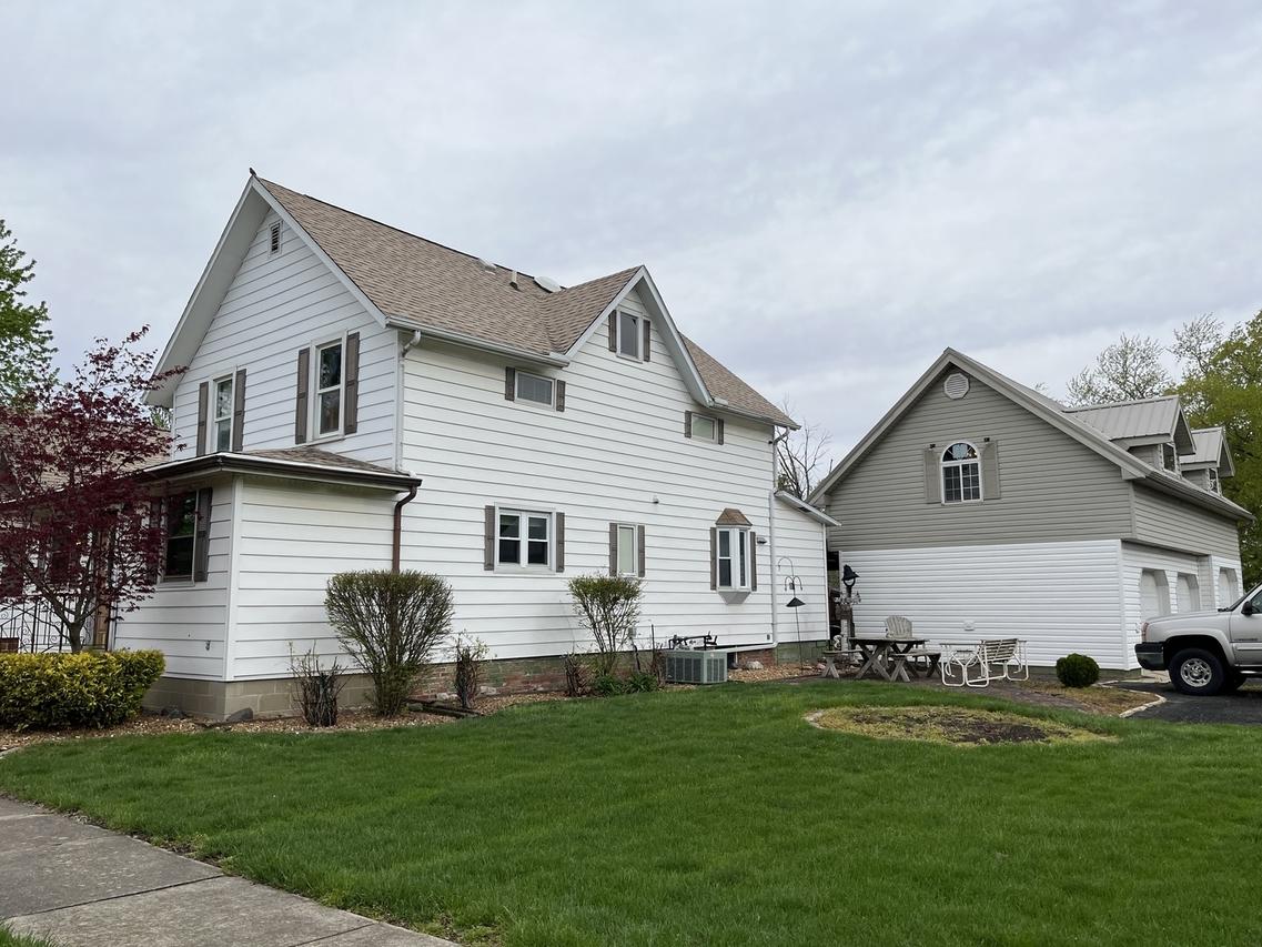 208 E Central St., Buckley, IL 60918