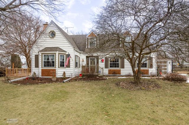 526 College Ter., Dekalb, IL 60115