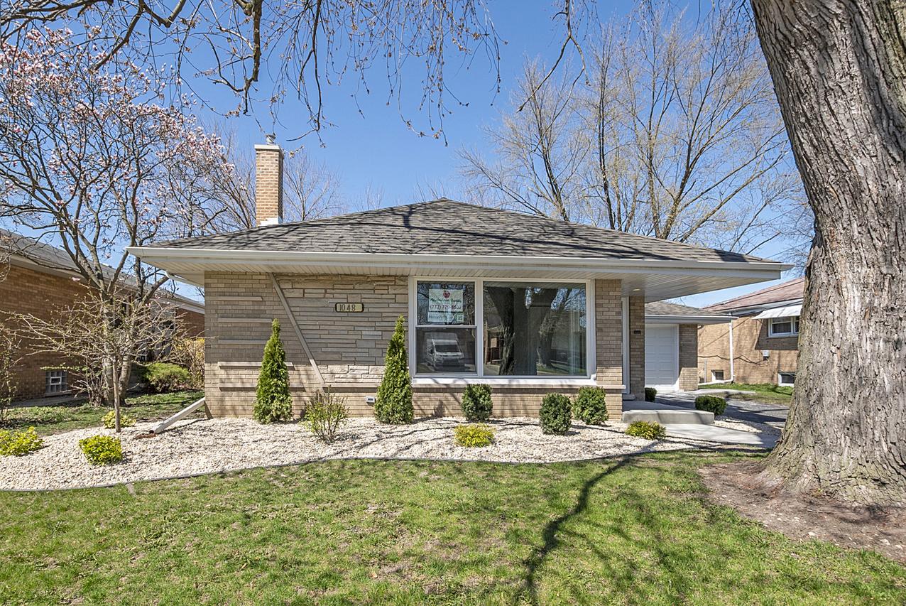 1048 E 159th Pl., South Holland, IL 60473