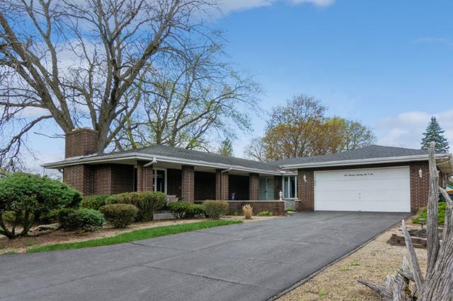 17206 Wentworth Ave., Lansing, IL 60438