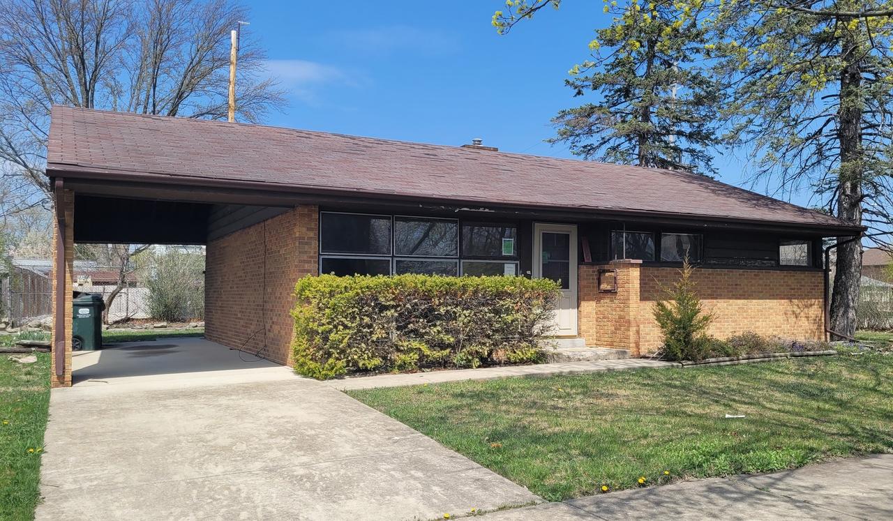 7200 Wilson Ter., Morton Grove, IL 60053