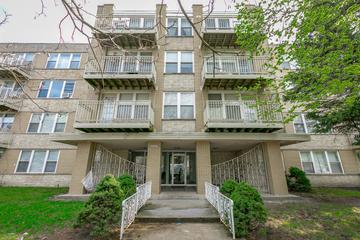 2501 W Touhy Ave. #207, Chicago, IL 60645