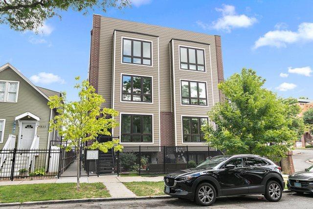 1819 N Saint Louis Ave. #2RS, Chicago, IL 60647