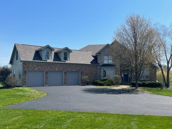 10902 Zarnstorff Rd., Richmond, IL 60071