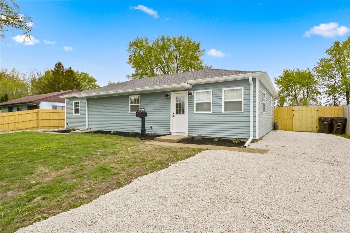 1085 Eastview Dr., Rantoul, IL 61866
