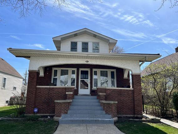 5745 W Berenice Ave., Chicago, IL 60634