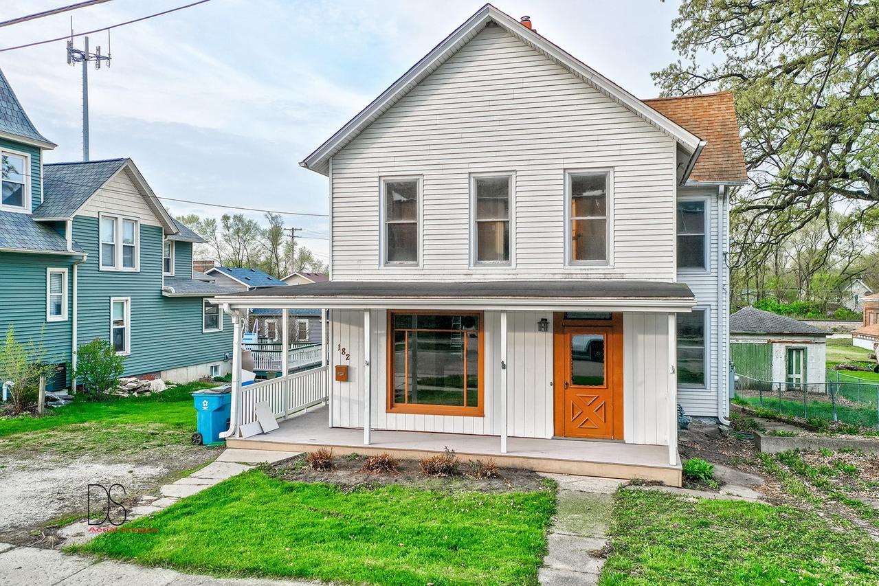 182 Clark St., Marseilles, IL 61341