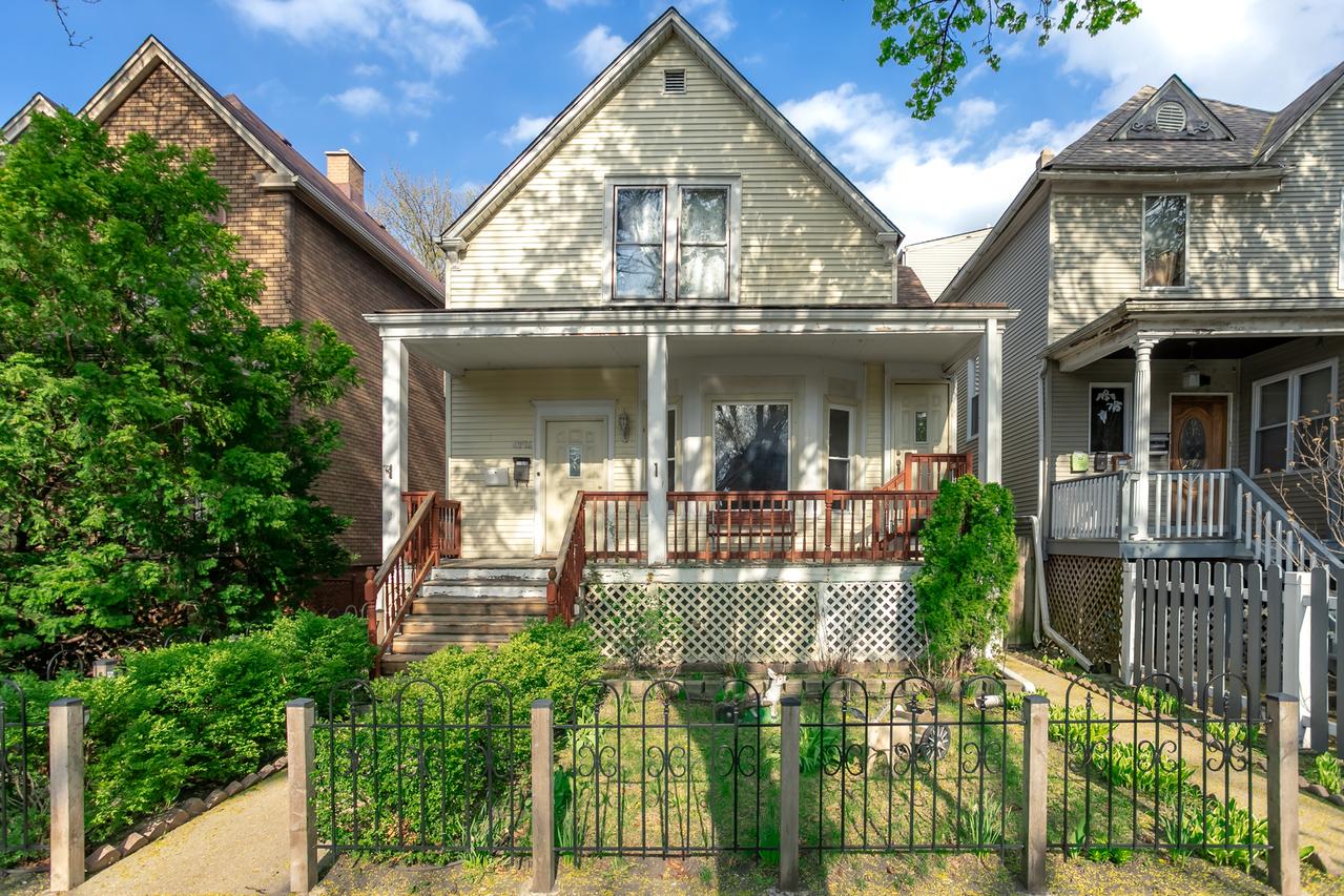 4315 N Avers Ave., Chicago, IL 60618