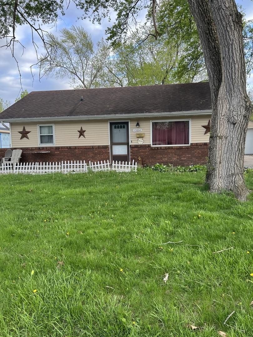 1304 Sunset Dr., Rantoul, IL 61866