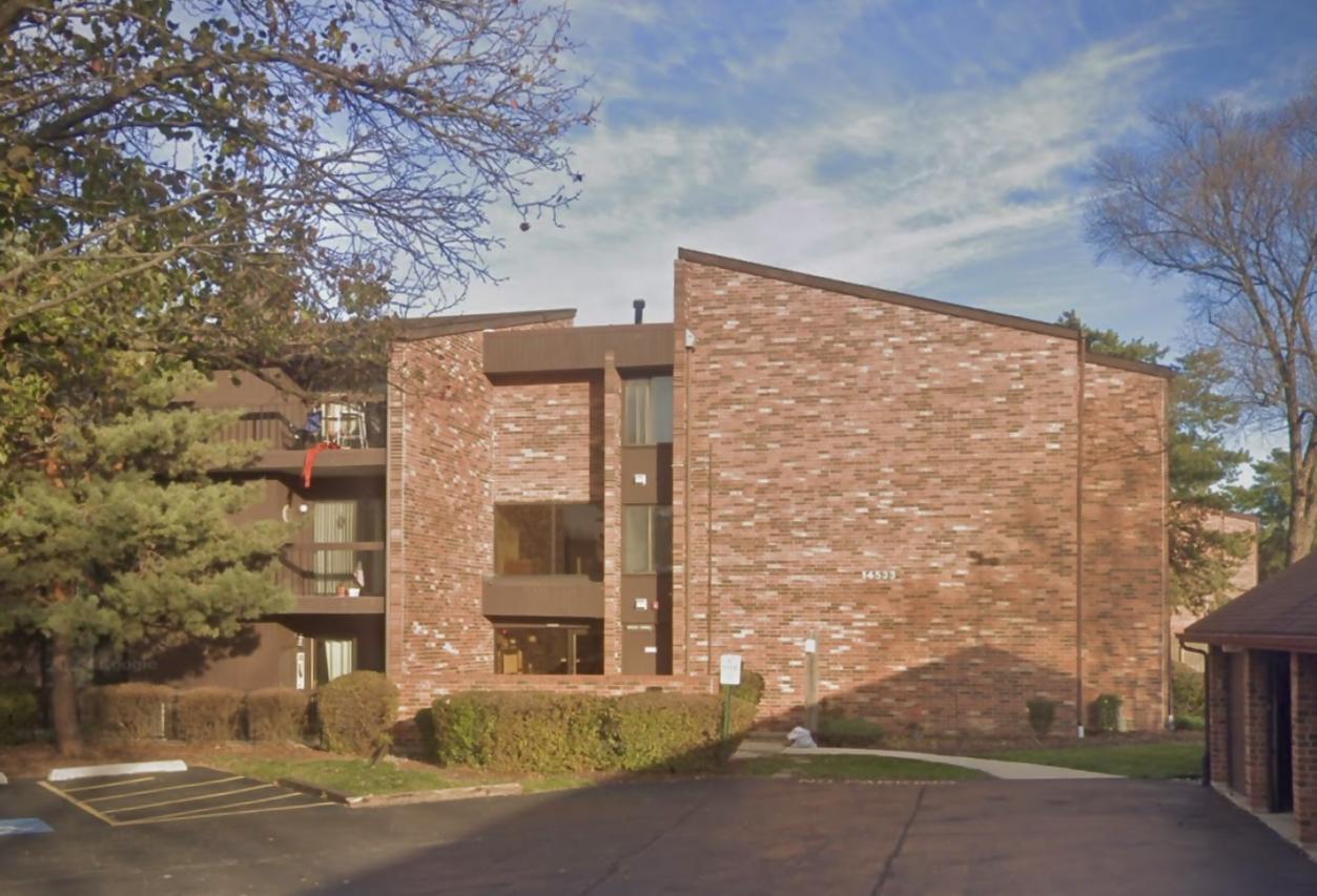 14533 Walden Ct. #M4, Oak Forest, IL 60452